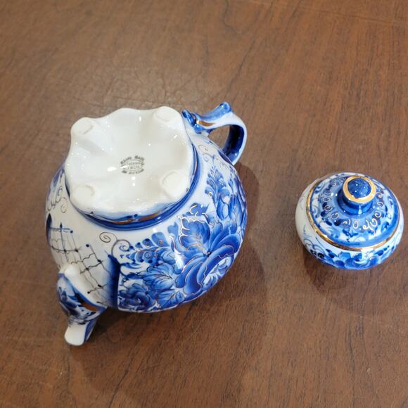Vintage Porcelain Gzhel teapot blue gold plated handmade - Picture 10 of 12